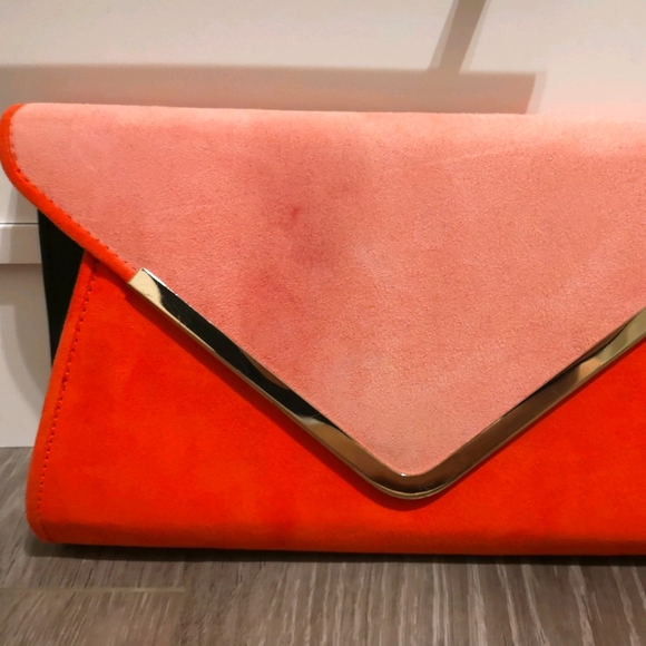 Two tone clutch - Picture 3 of 4